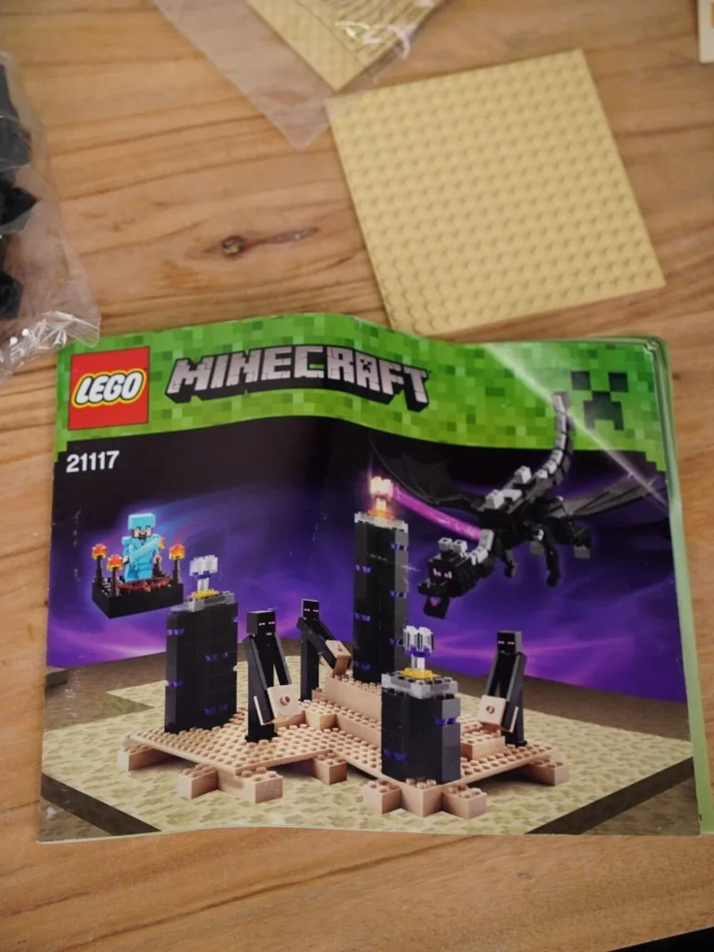 LEGO Minecraft The Ender Dragon Set 21117 Complete With Instructions Sealed